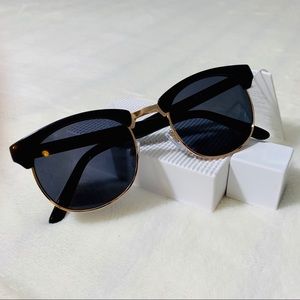 H&M Black Sunglasses